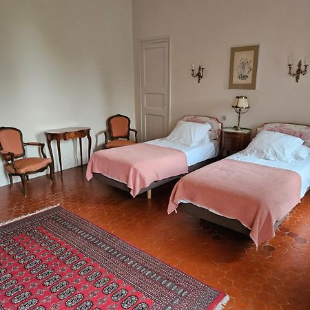 Chateau de Bournet Grospierres Extérieur photo