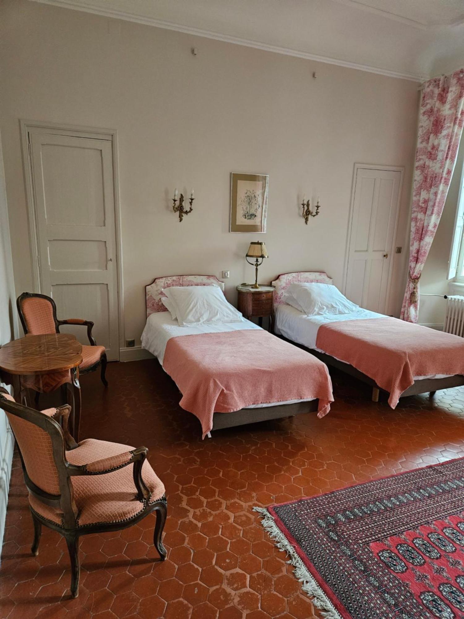 Chateau de Bournet Grospierres Extérieur photo