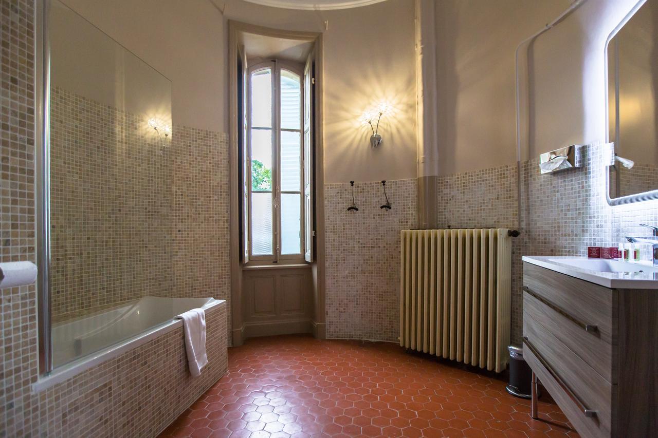 Chateau de Bournet Grospierres Extérieur photo