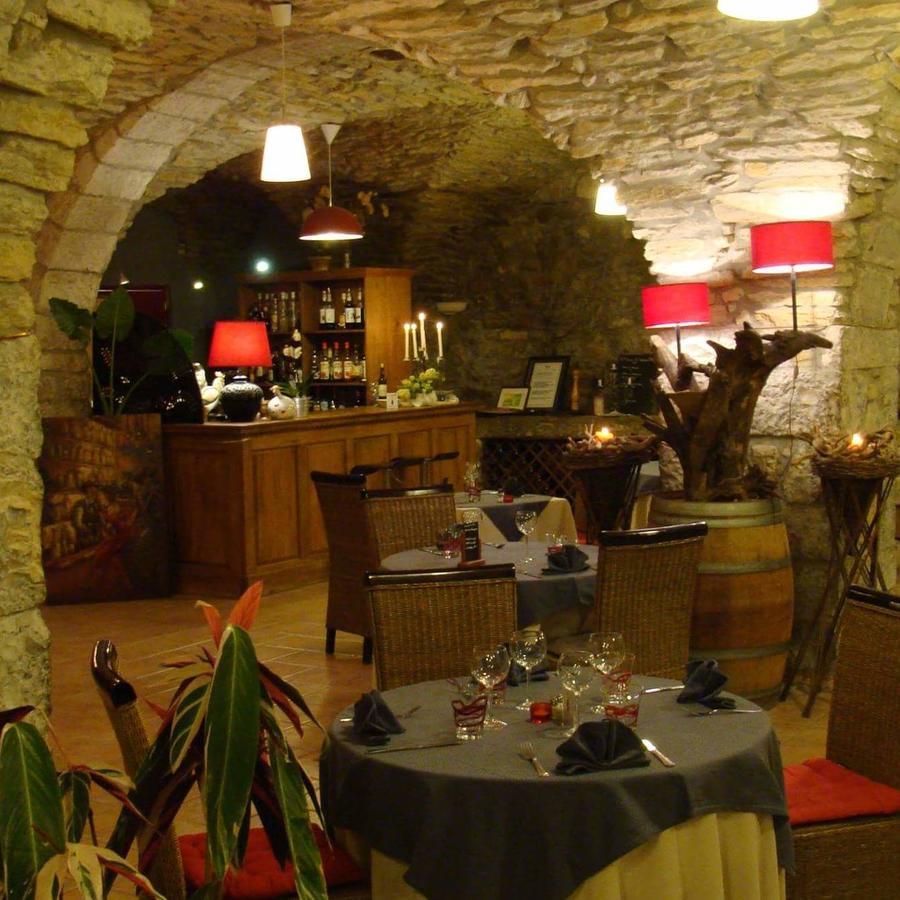Chateau de Bournet Grospierres Extérieur photo